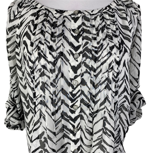 Grace Elements Chevron Striped Button Down Blouse - Picture 10 of 14